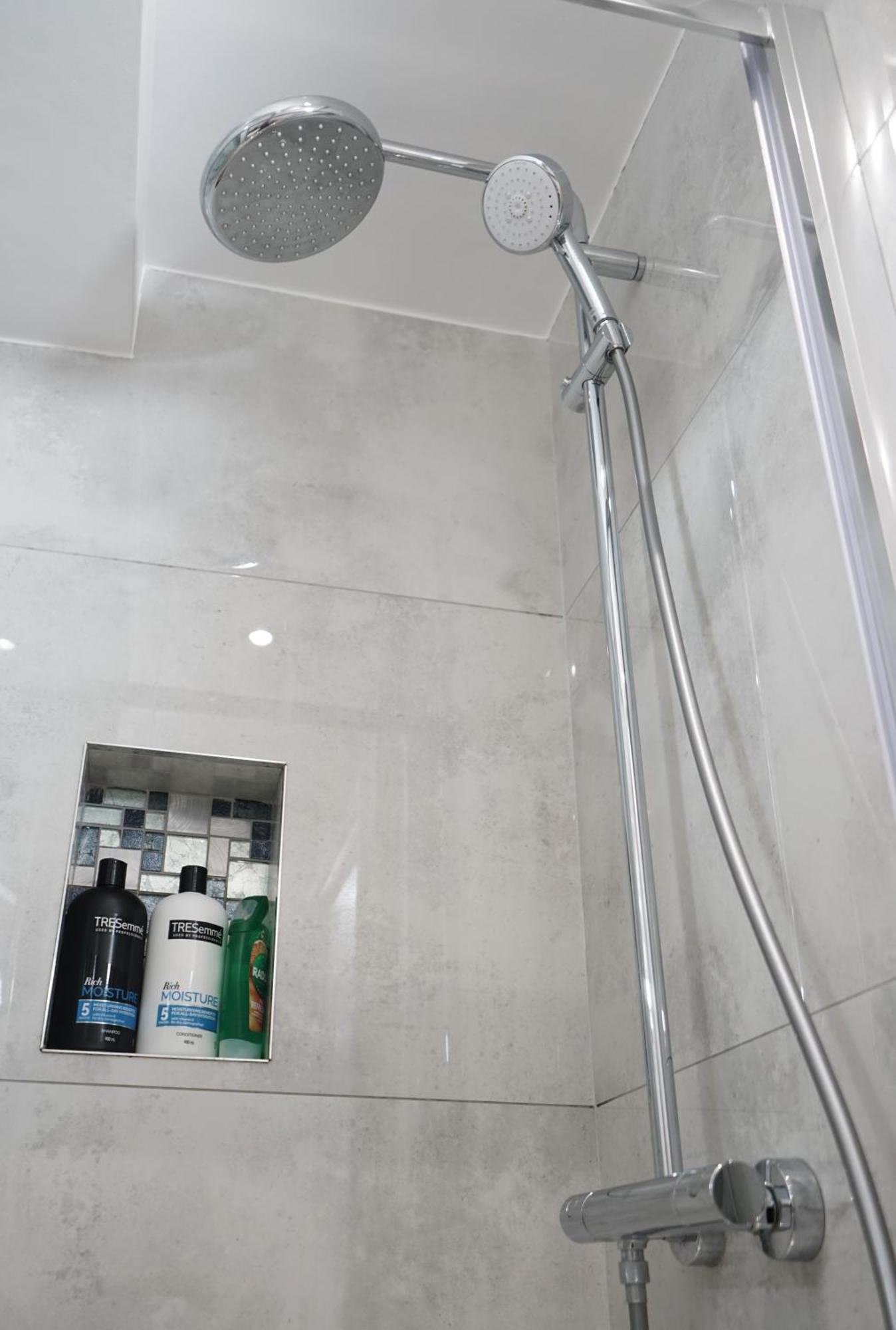 Вилла Luxury London House Sleeps 13, 2 Minutes To Metro Экстерьер фото