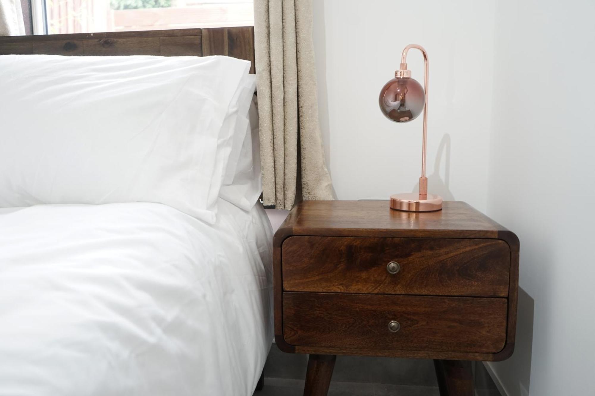 Вилла Luxury London House Sleeps 13, 2 Minutes To Metro Экстерьер фото