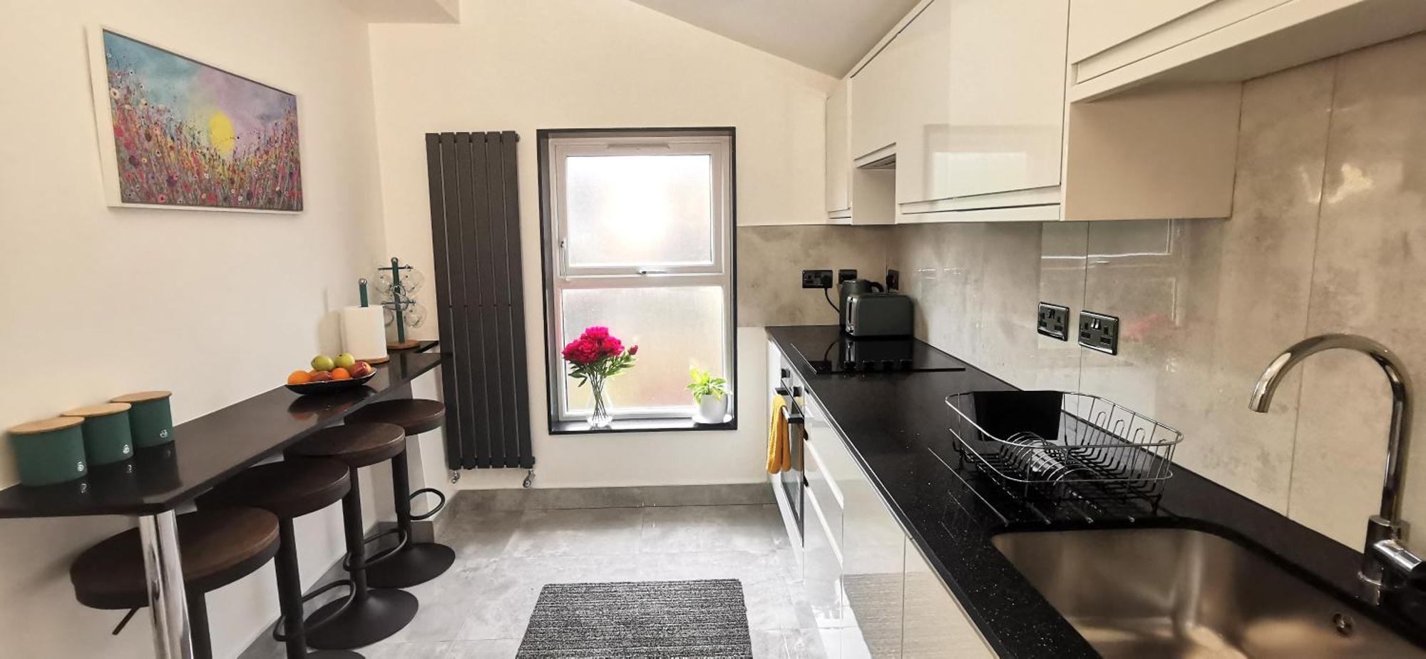 Вилла Luxury London House Sleeps 13, 2 Minutes To Metro Экстерьер фото